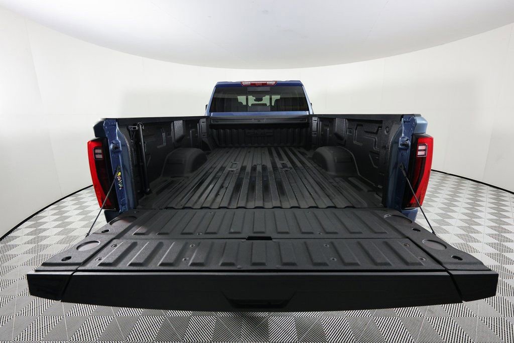 Used 2025 GMC Sierra 3500 Denali Ultimate AWD/4WD image 7