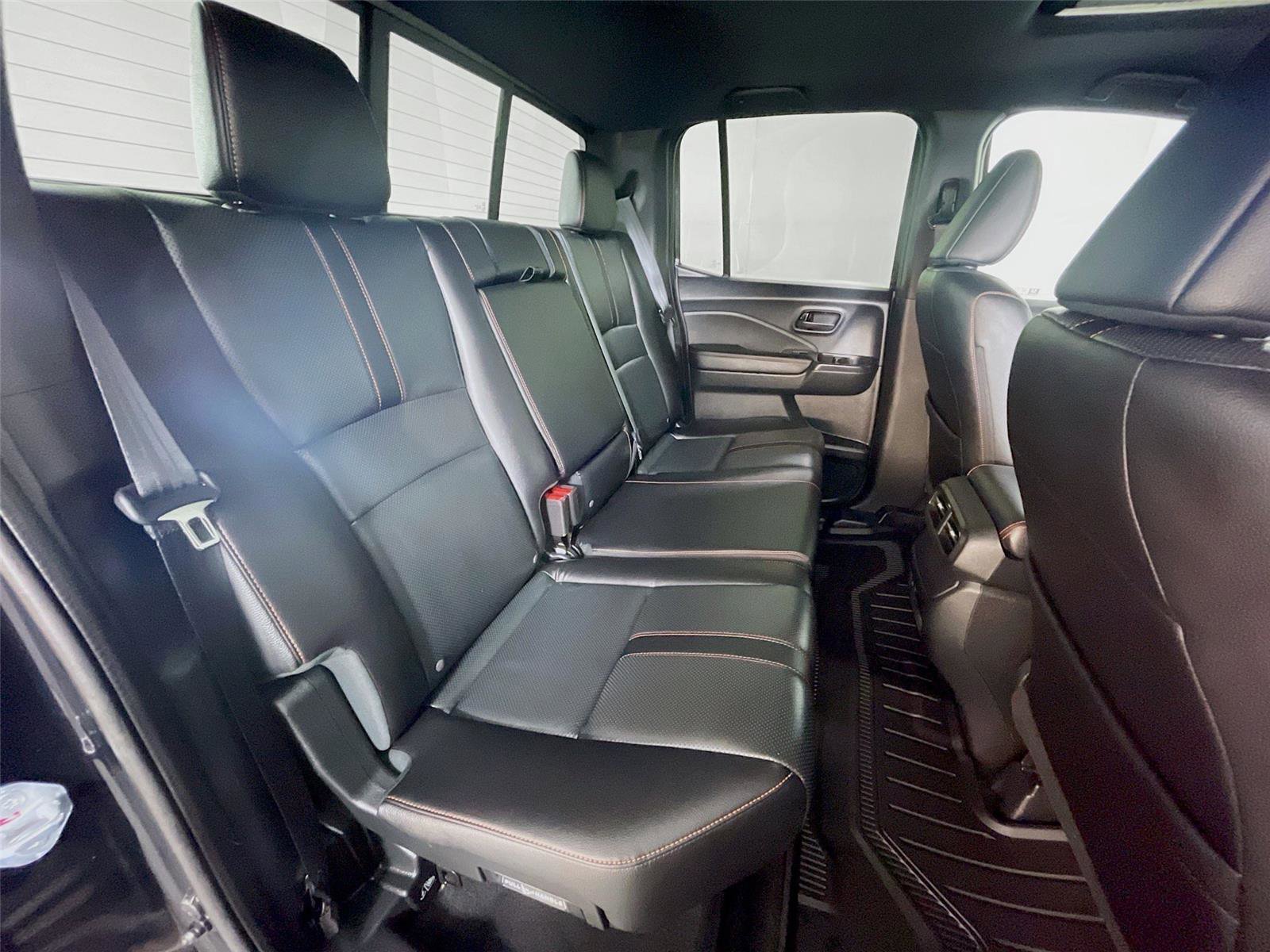 Used 2025 Honda Ridgeline TrailSport image 33