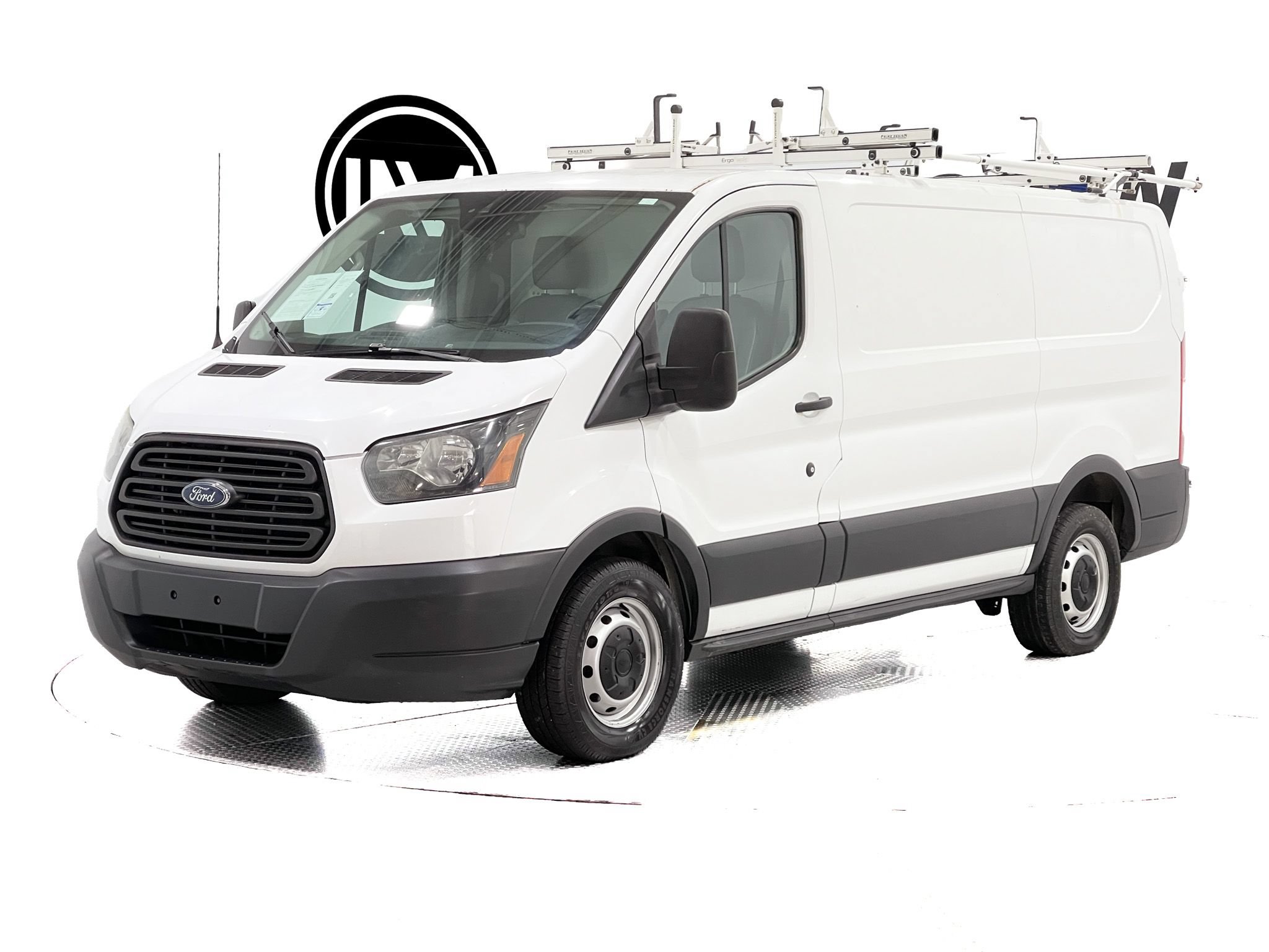Used 2016 Ford Transit 150 130 Low Roof RWD image 8