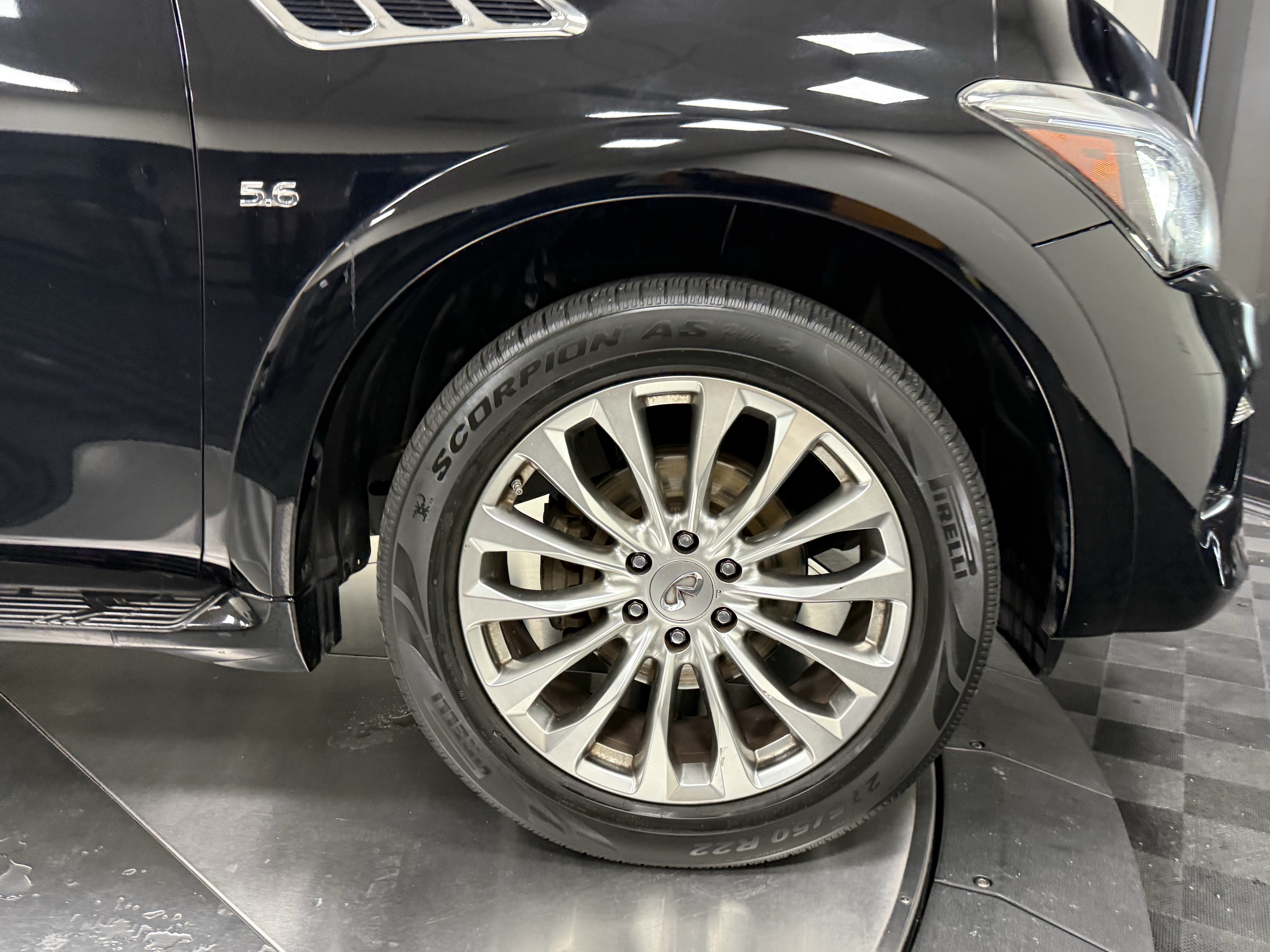 Used 2016 INFINITI QX80 2WD w/ 22" Wheel Package image 9