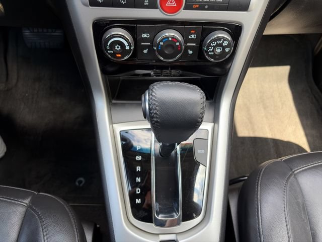 Used 2014 Chevrolet Captiva Sport LTZ FWD image 14
