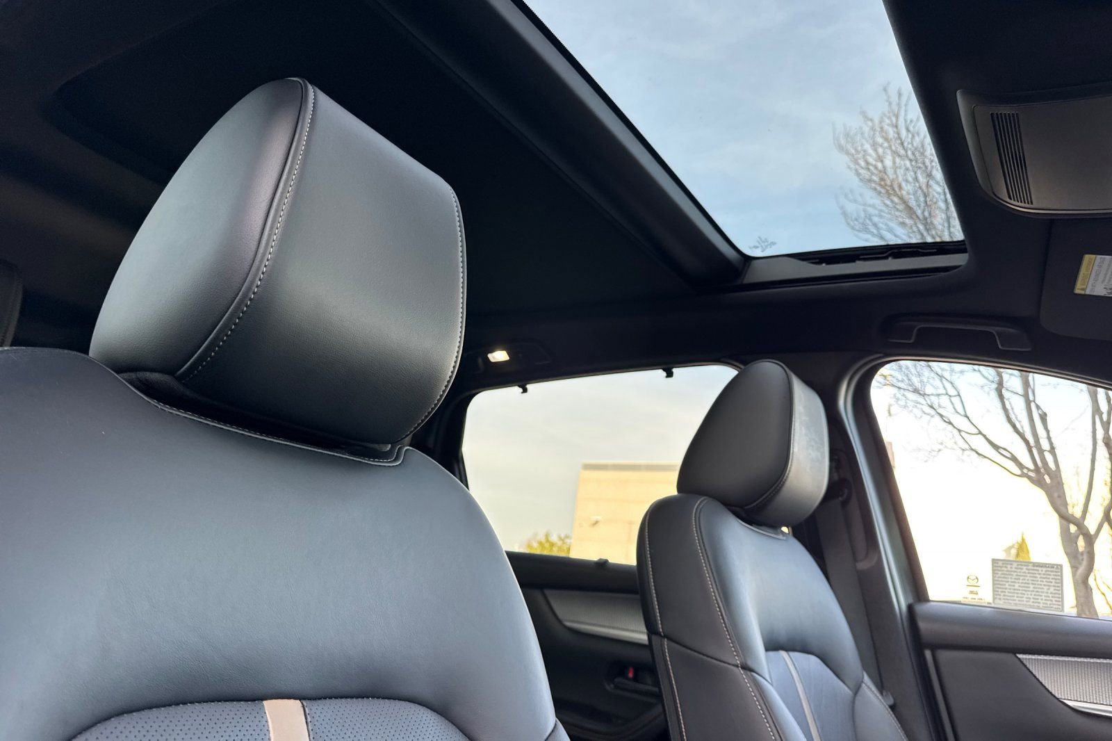 Used 2025 MAZDA CX-70 3.3 Turbo S w/ Premium Package image 17