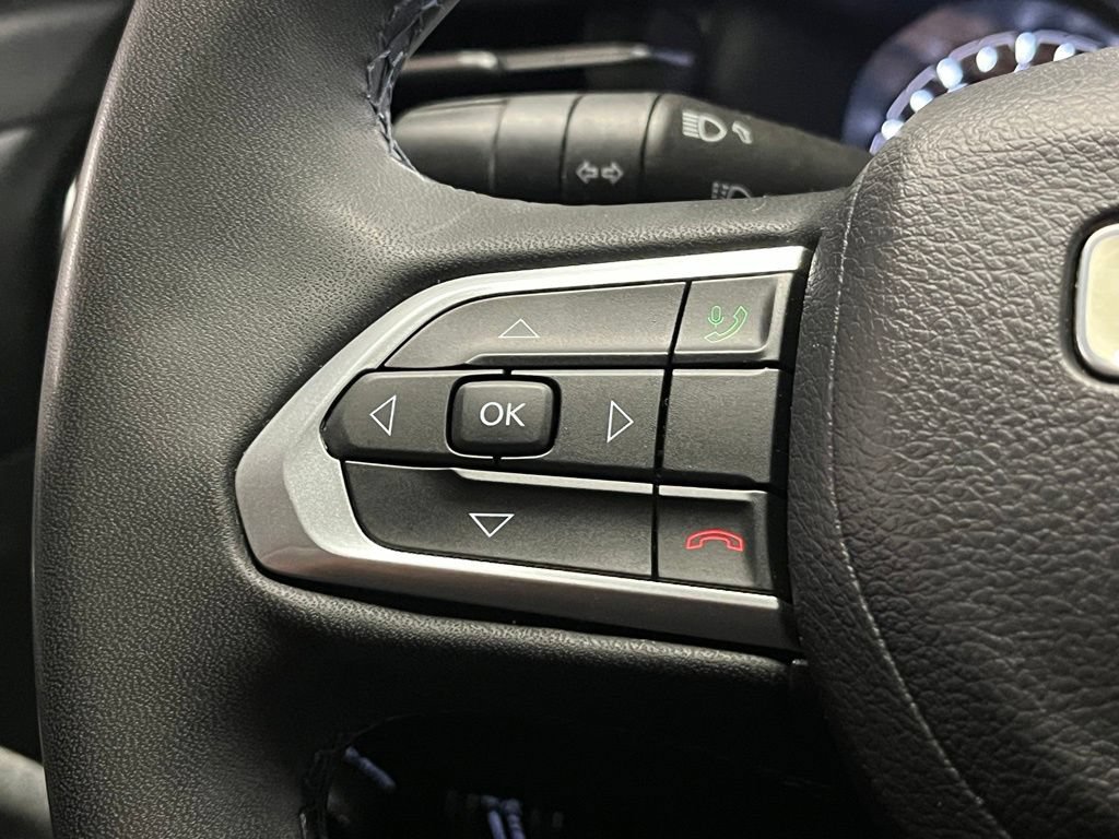 Used 2022 Jeep Compass Latitude AWD/4WD image 24