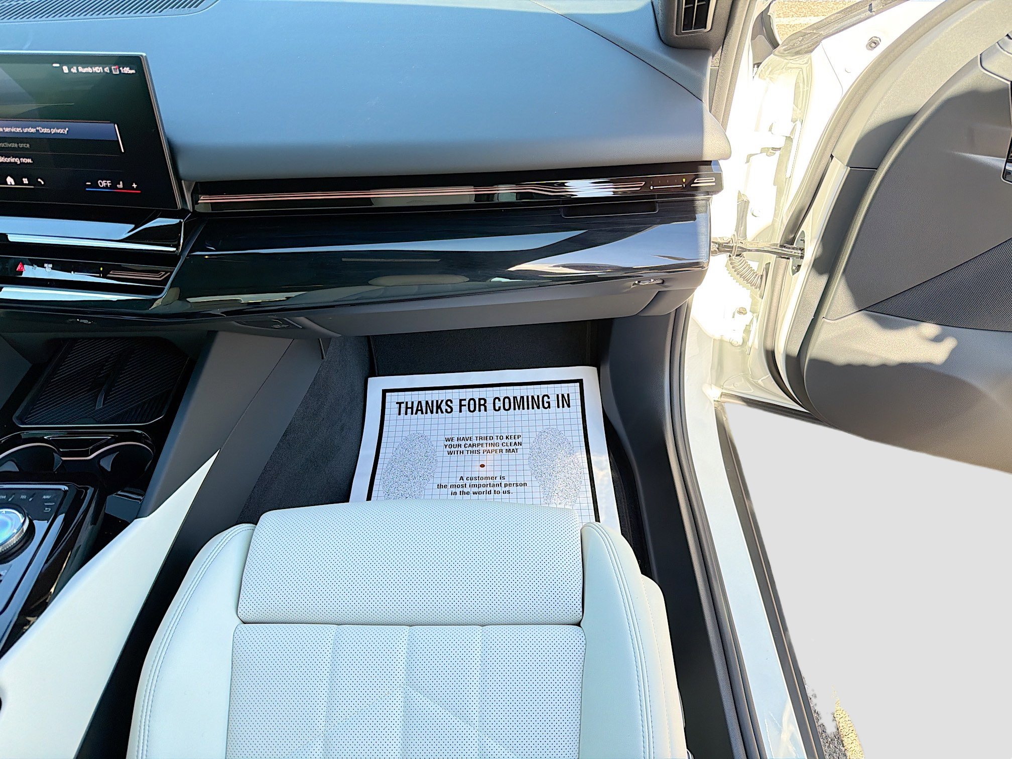 New 2026 BMW 530i w/ Convenience Package image 18