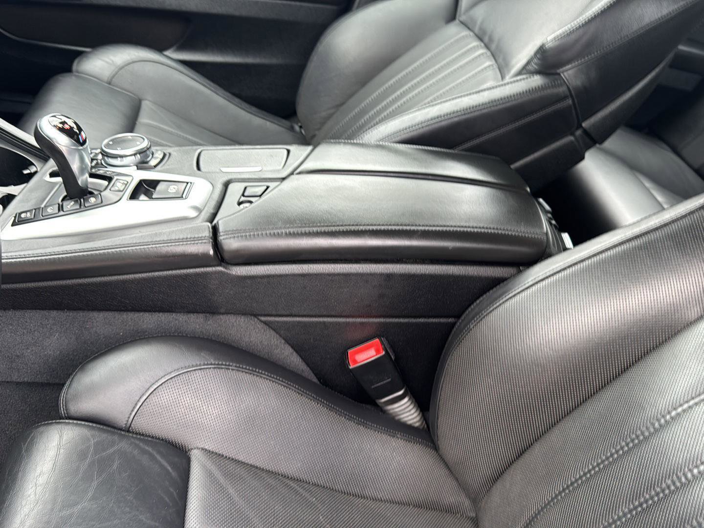 Used 2016 BMW M5 image 16