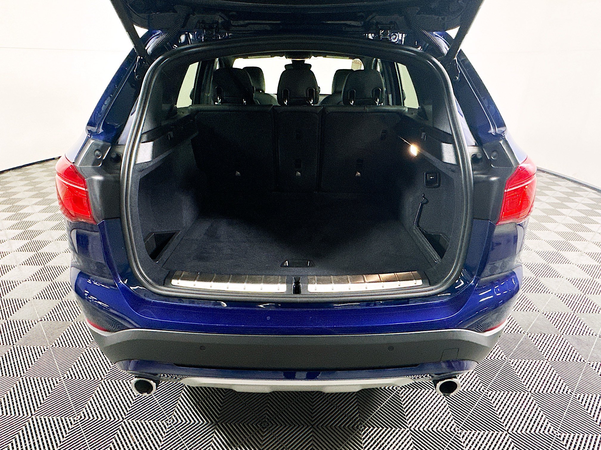 Used 2020 BMW X1 sDrive28i w/ Convenience Package FWD image 31