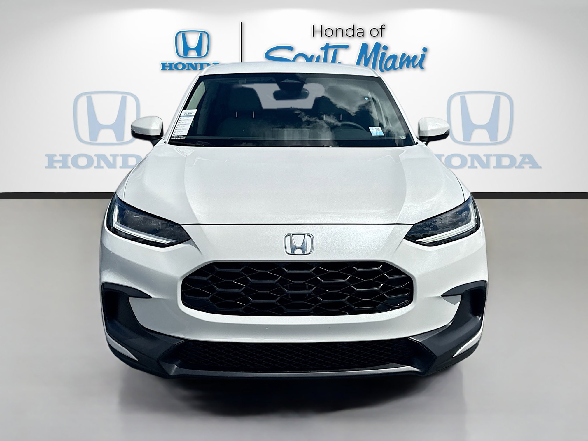 New 2027 Honda HR-V LX image 2