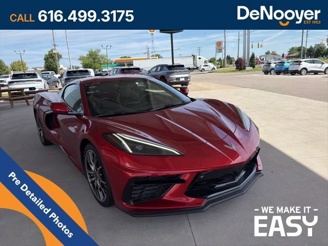 Used 2023 Chevrolet Corvette Stingray Premium Cpe w/ Z51 Performance Package RWD image 5