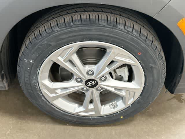 Used 2023 Hyundai Kona SEL w/ Cargo Package AWD/4WD image 5