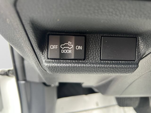 Used 2024 Toyota Tacoma SR RWD image 34