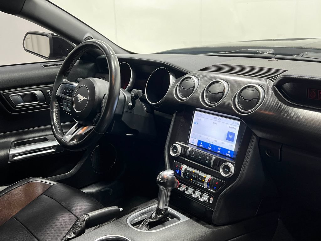 Used 2022 Ford Mustang Premium RWD image 20