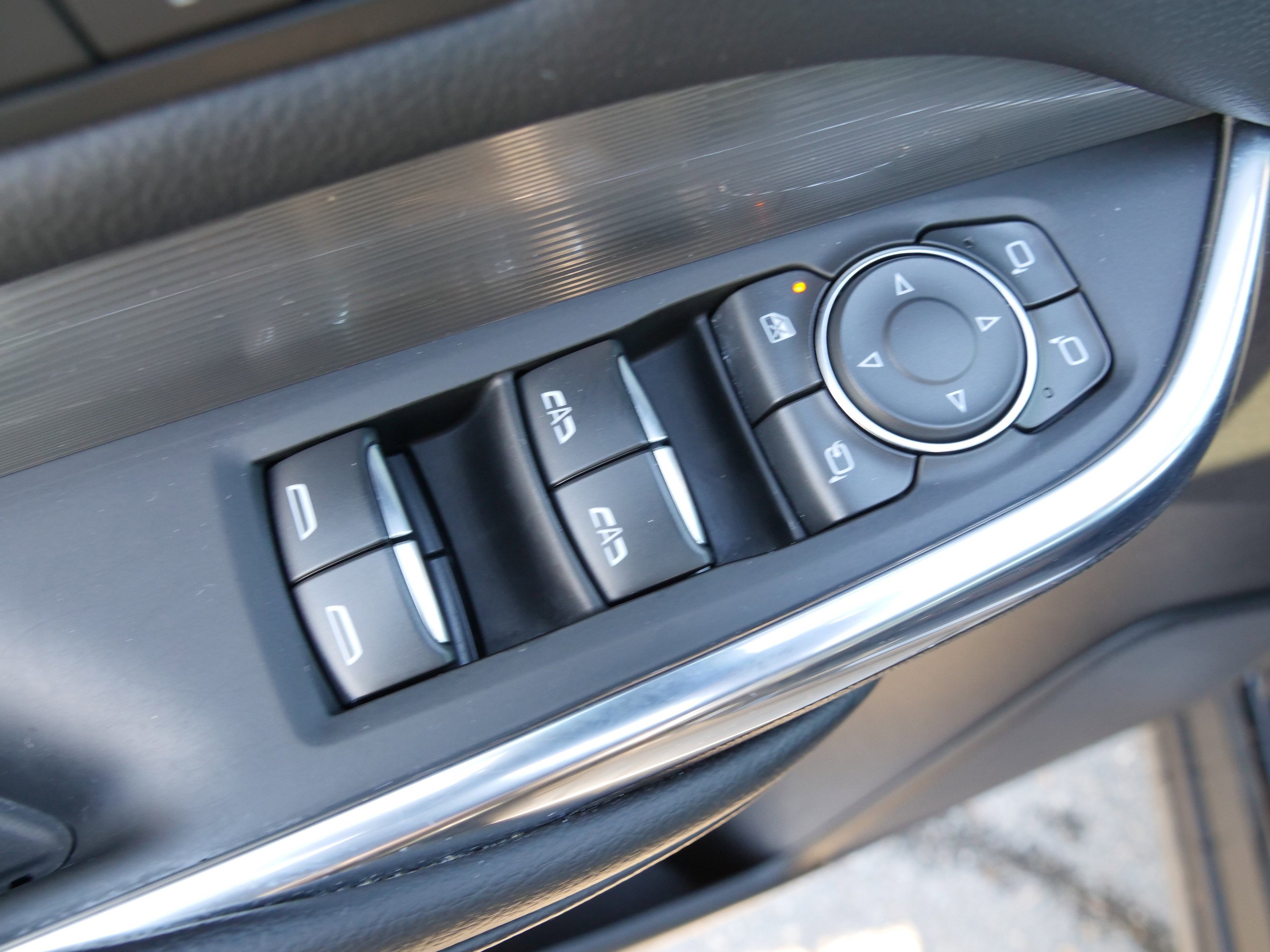 Certified 2024 Cadillac XT4 Premium Luxury image 15