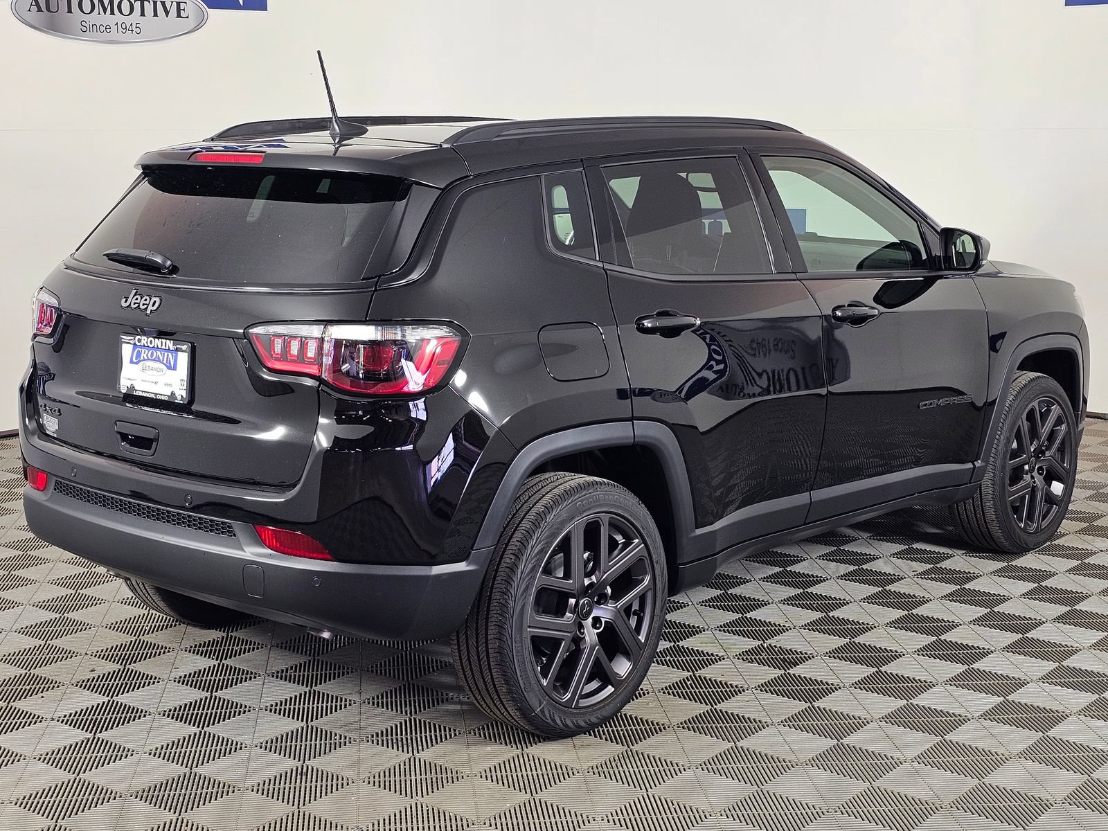 New 2026 Jeep Compass Limited w/ Sun, Sound & Navigation Group AWD/4WD image 31