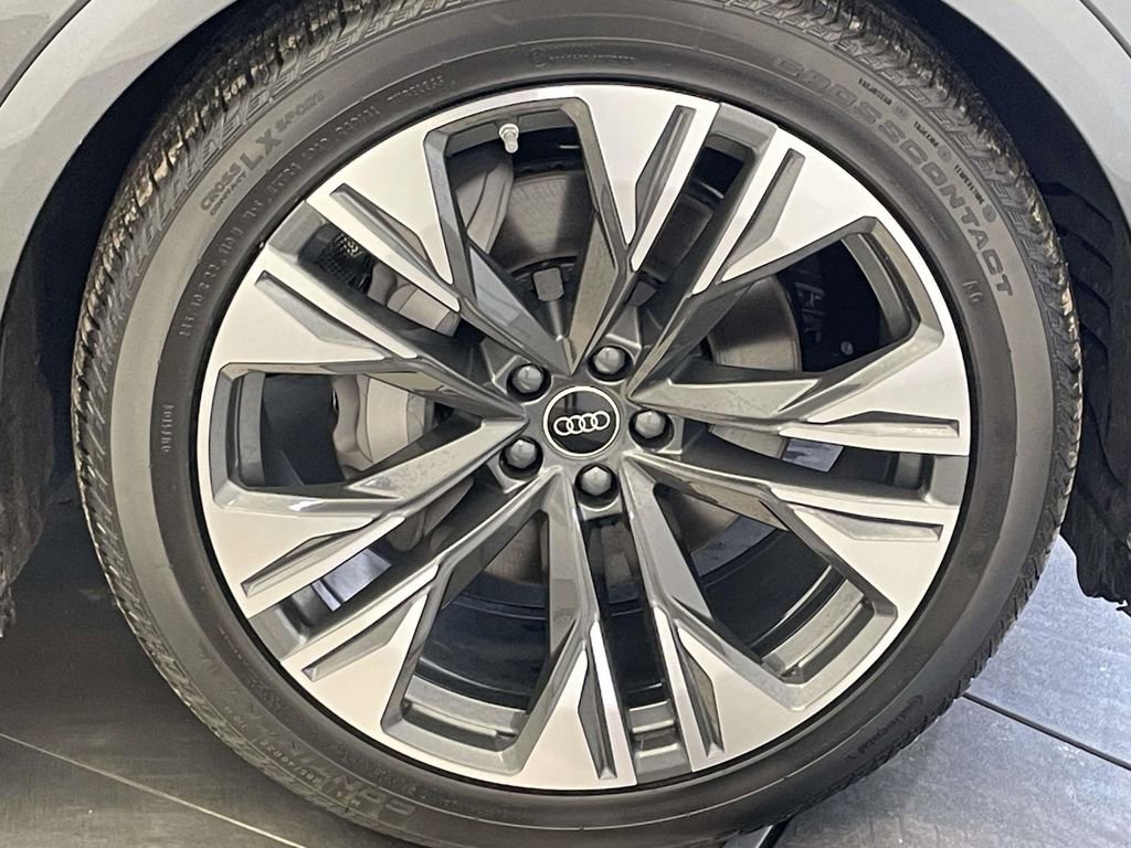 New 2026 Audi Q8 Premium Plus image 14