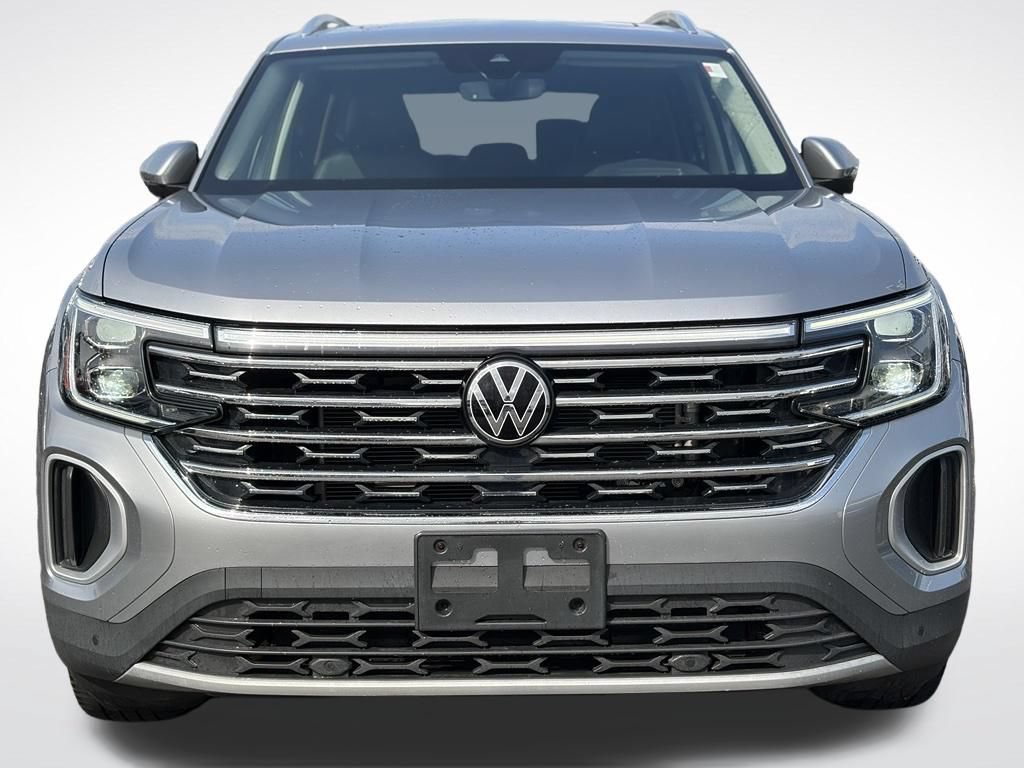 Used 2024 Volkswagen Atlas SEL AWD/4WD image 3