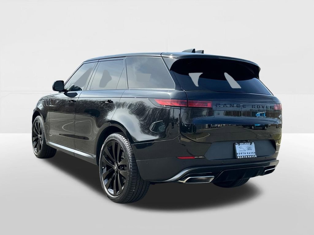 Used 2023 Land Rover Range Rover Sport SE image 2
