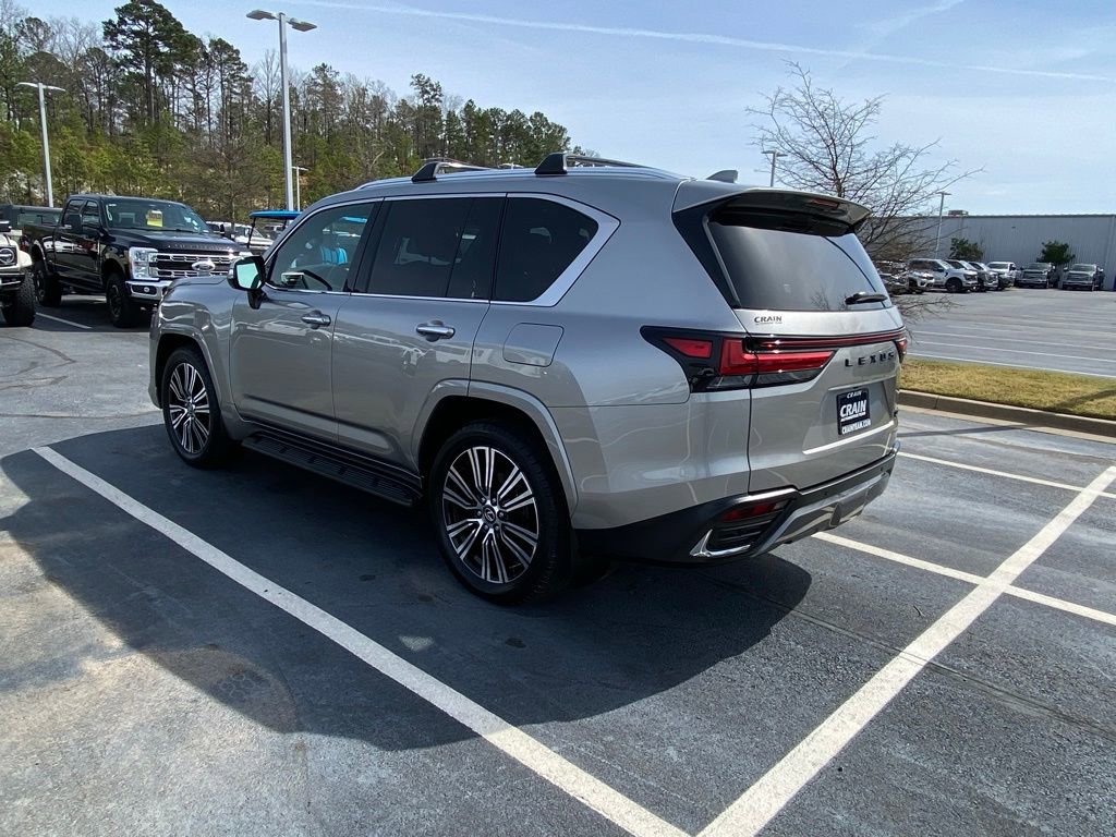 Used 2025 Lexus LX 600 4WD w/ Accessory Package (2T) image 5