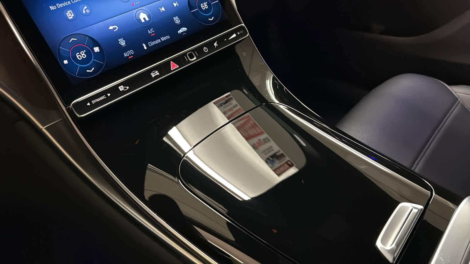 Certified 2025 Mercedes-Benz GLC 300 4MATIC image 21