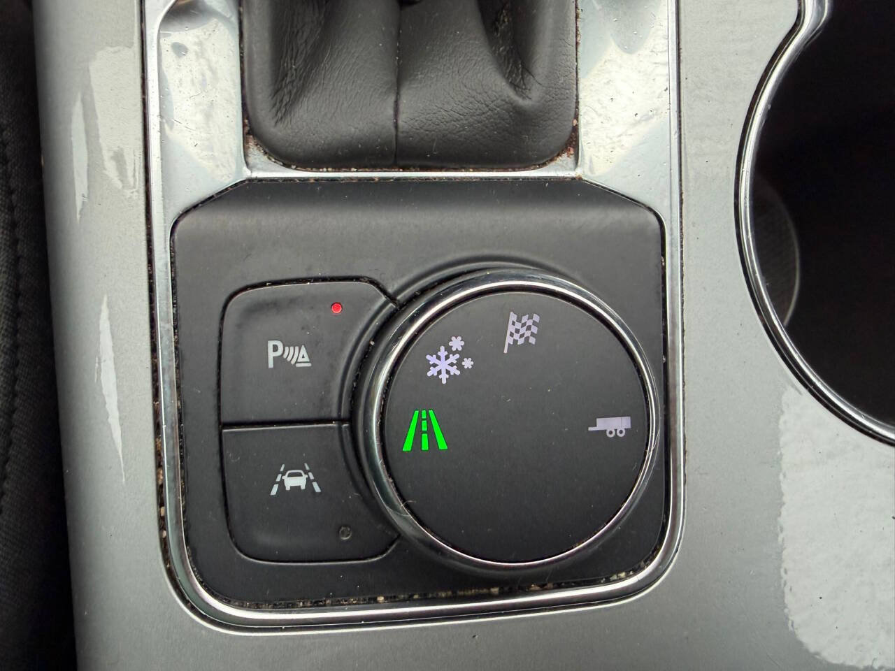 Used 2021 Chevrolet Blazer LT FWD image 28