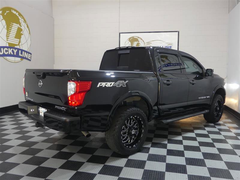 Used 2019 Nissan Titan PRO-4X image 9