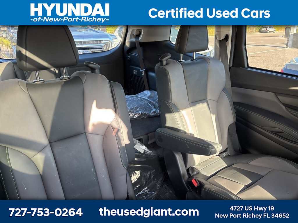 Used 2024 Subaru Ascent Onyx Edition Limited image 11