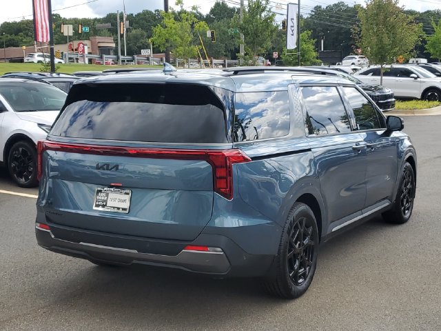 New 2027 Kia Carnival SX w/ Dark Edition Package FWD image 4