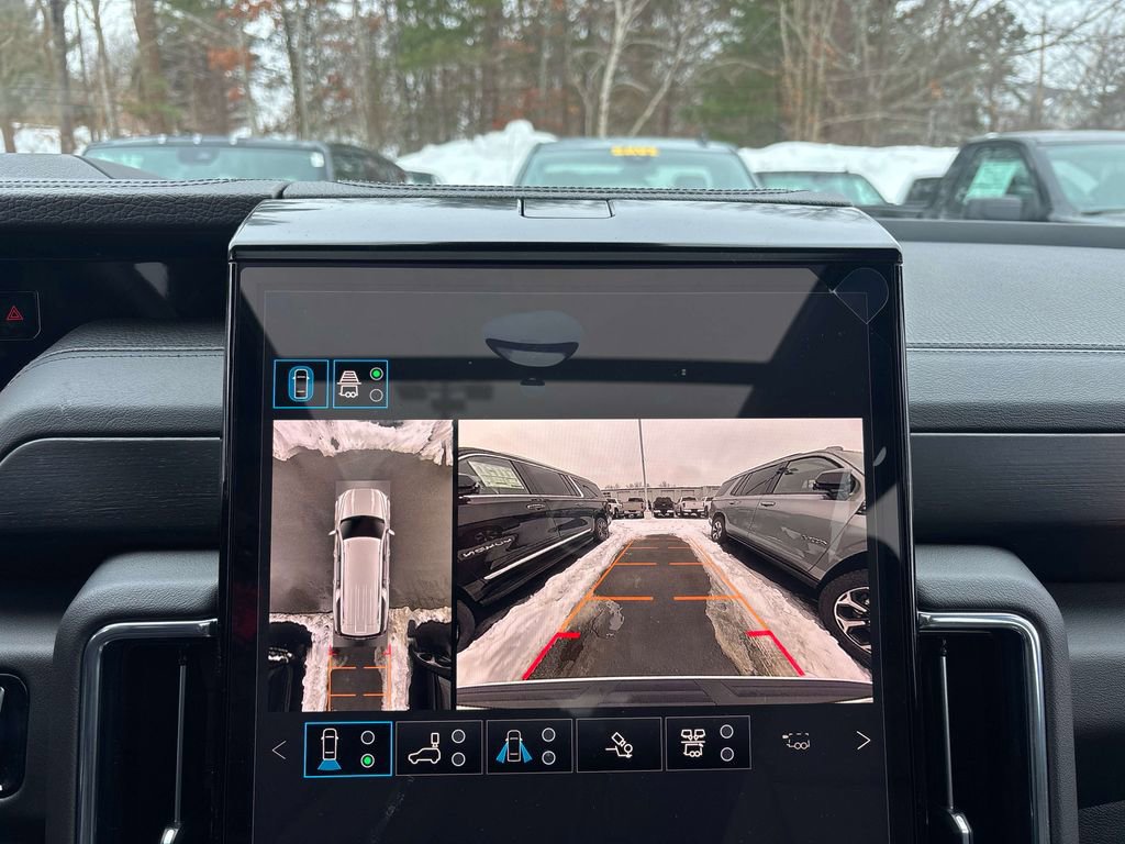 New 2026 GMC Yukon XL Denali w/ Denali Reserve Package image 16