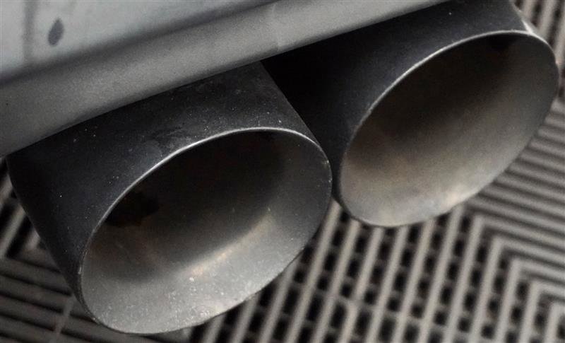 Used 2015 Dodge Challenger SXT Plus w/ Premium Sound Group image 45