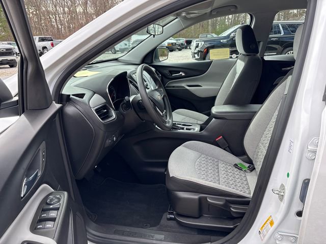 Used 2024 Chevrolet Equinox LS image 29
