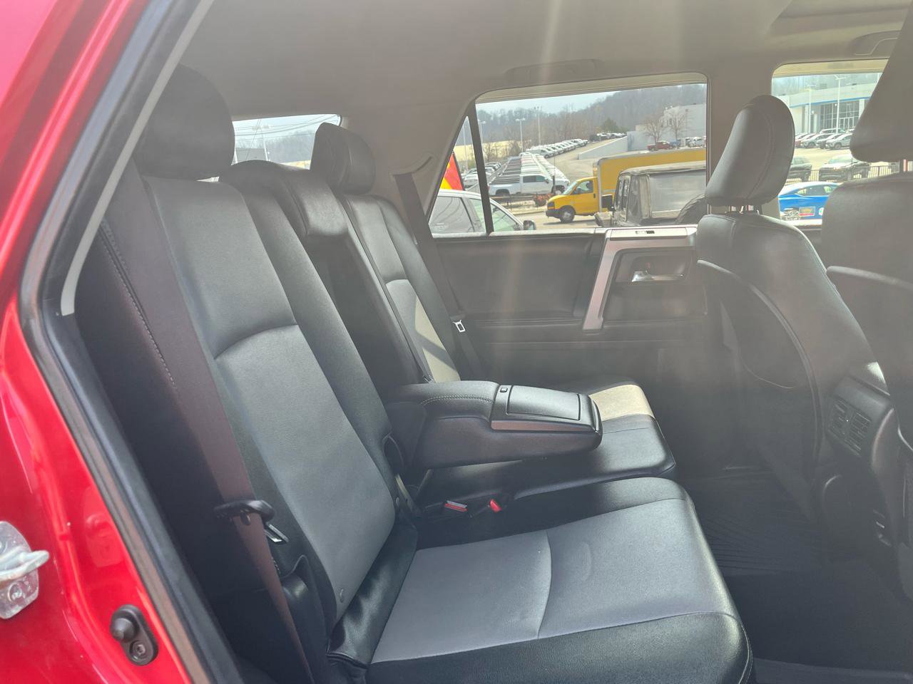 Used 2014 Toyota 4Runner SR5 Premium AWD/4WD image 18