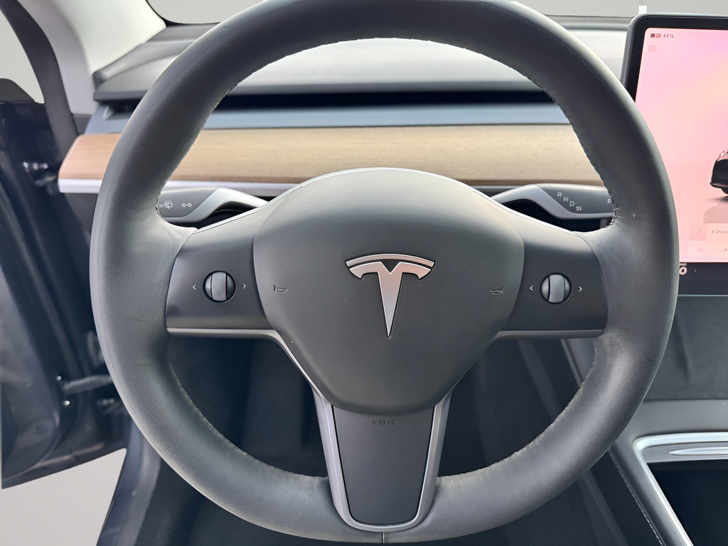 Used 2023 Tesla Model Y Long Range AWD/4WD image 12