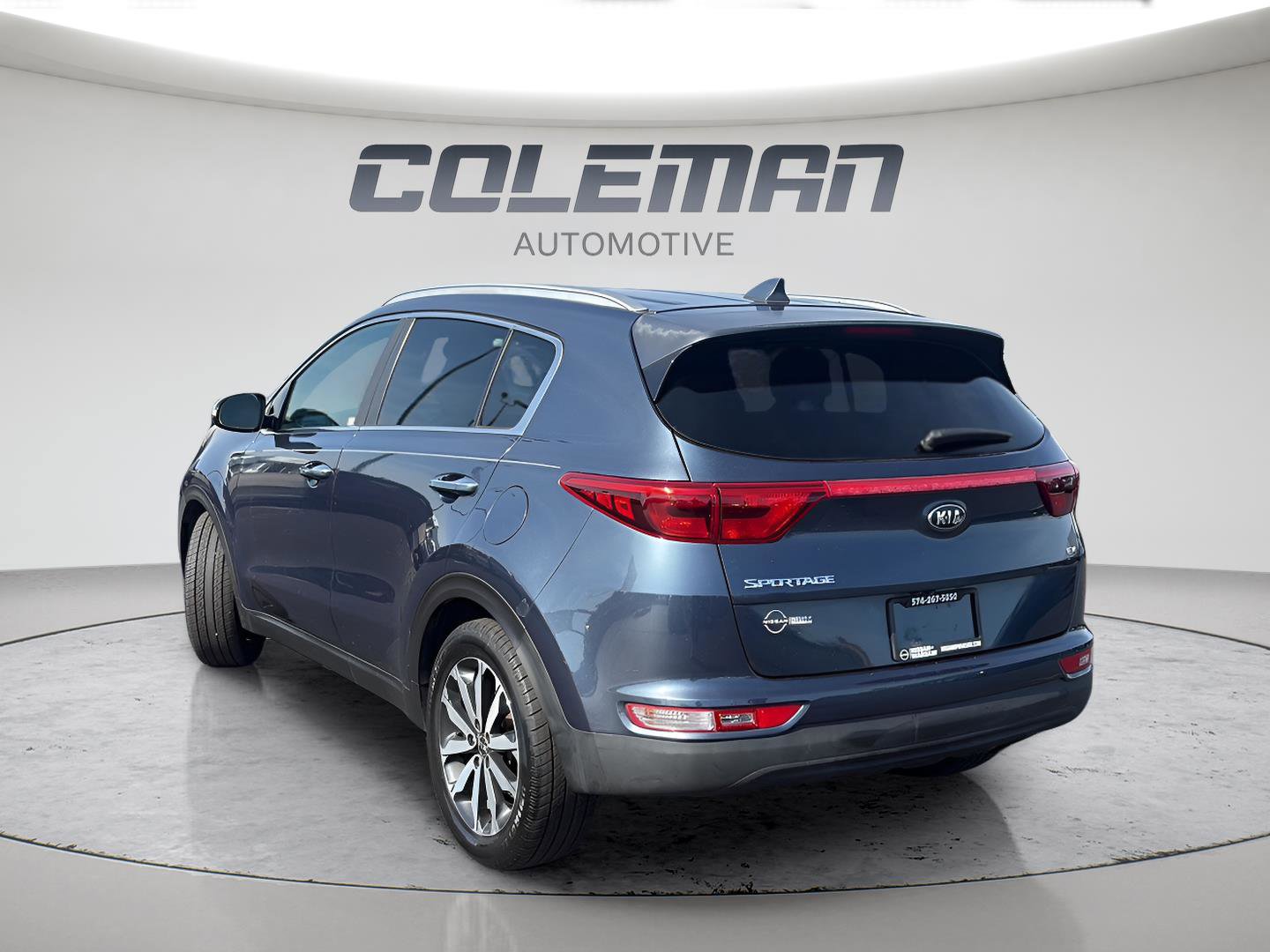 Used 2018 Kia Sportage EX image 3