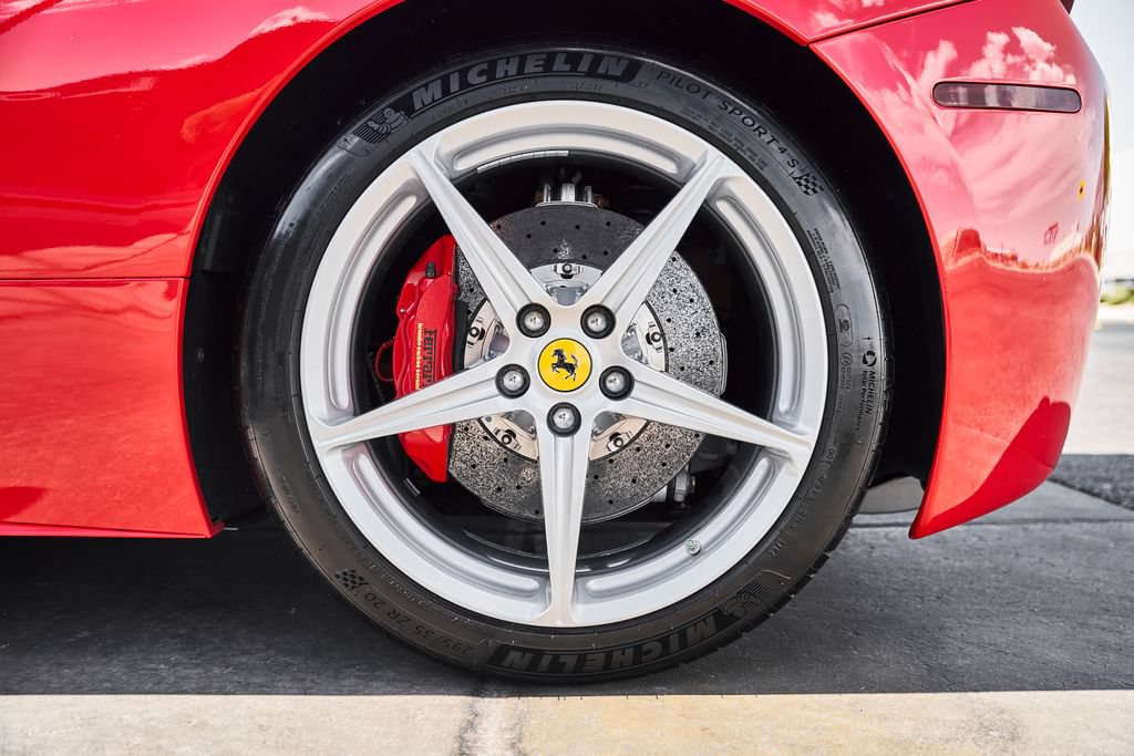 Used 2012 Ferrari 458 Spider RWD image 25