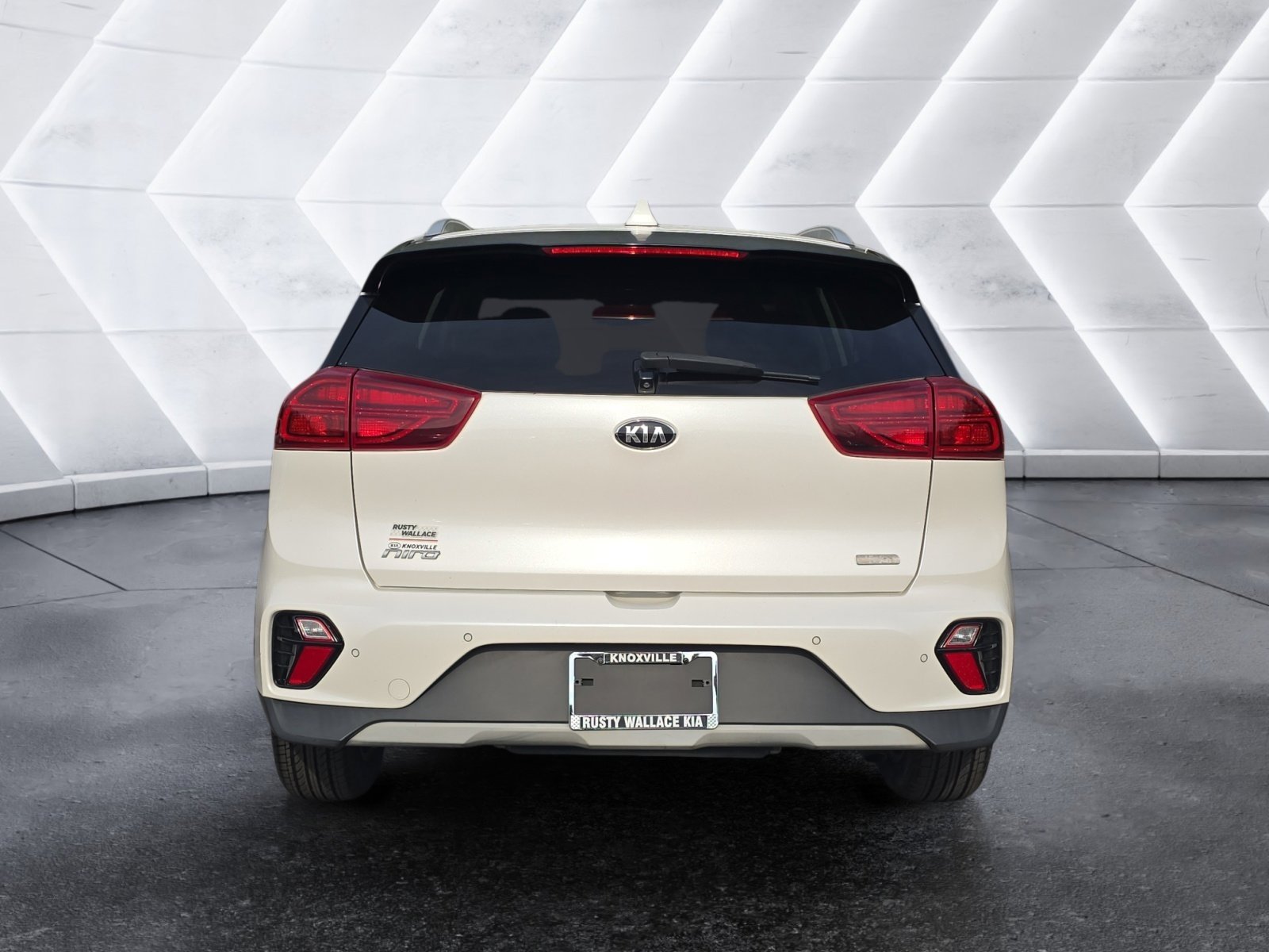 Used 2020 Kia Niro EX Premium image 4