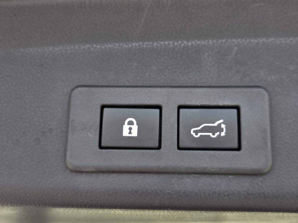 Used 2022 Subaru Ascent Onyx Edition AWD/4WD image 11