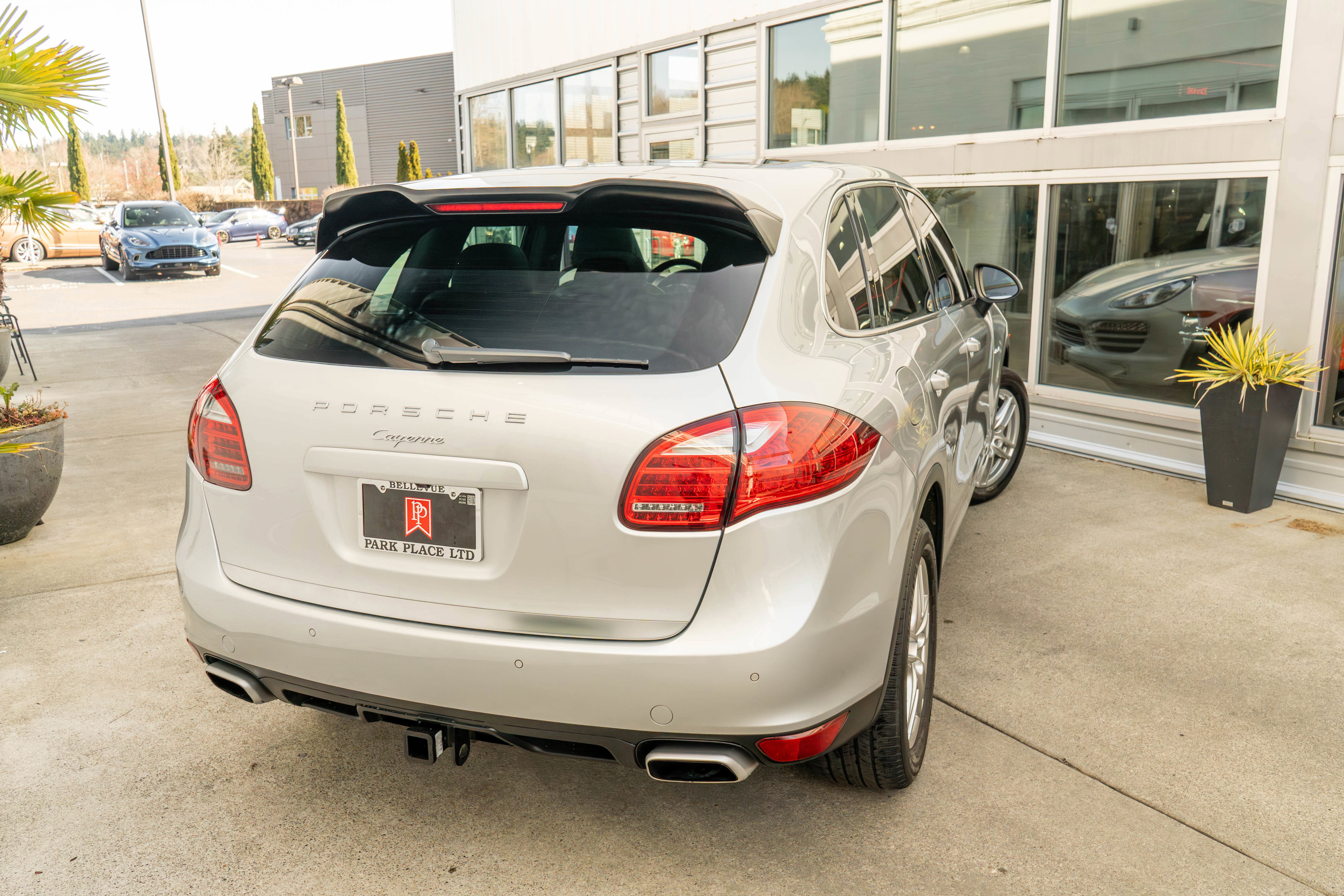 Used 2013 Porsche Cayenne Diesel AWD/4WD image 6