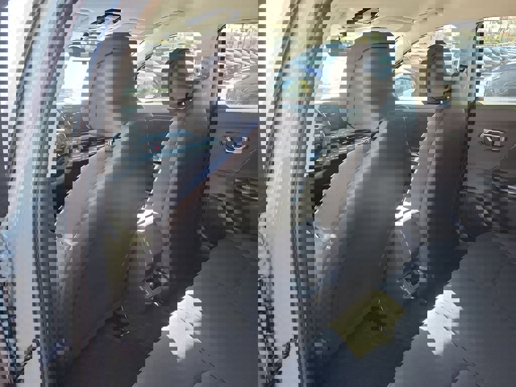 New 2026 Kia K4 LXS image 15