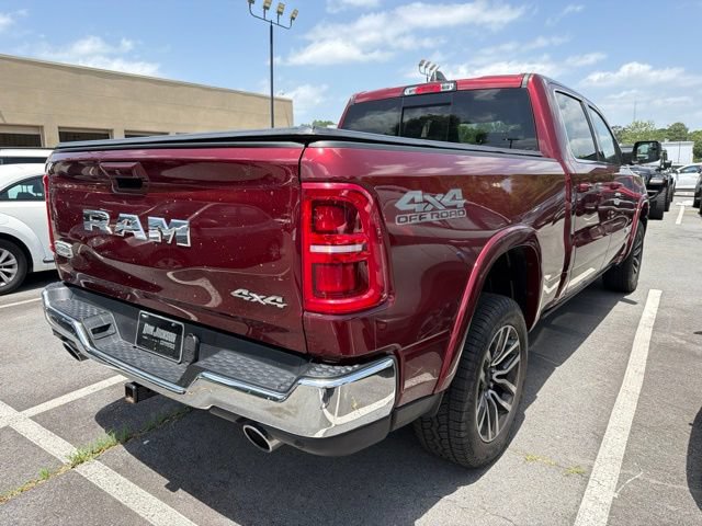 Used 2025 RAM 1500 Limited w/ Off Road Group AWD/4WD image 5