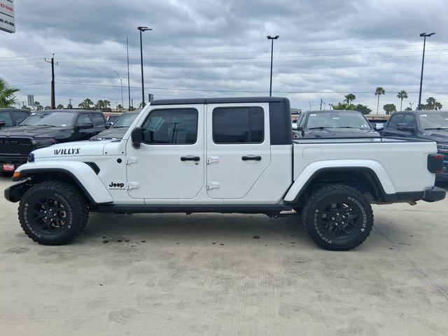 Used 2024 Jeep Gladiator Sport AWD/4WD image 4