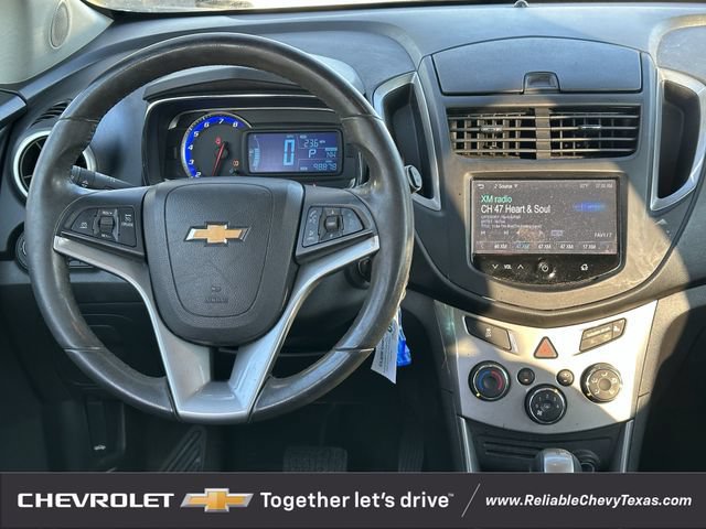 Used 2016 Chevrolet Trax LT w/ LT Convenience Package FWD image 12