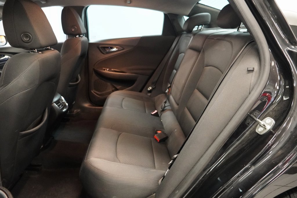 Used 2016 Chevrolet Malibu LT image 24