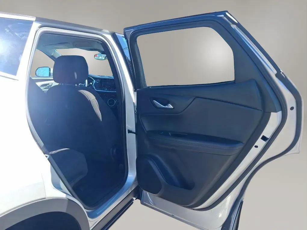 Used 2021 Chevrolet Blazer LT FWD image 35