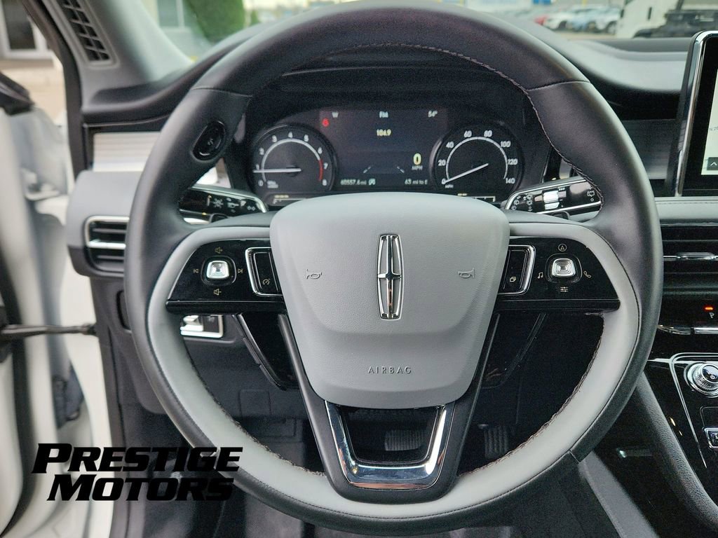 Used 2022 Lincoln Corsair AWD w/ Equipment Group 101A image 16