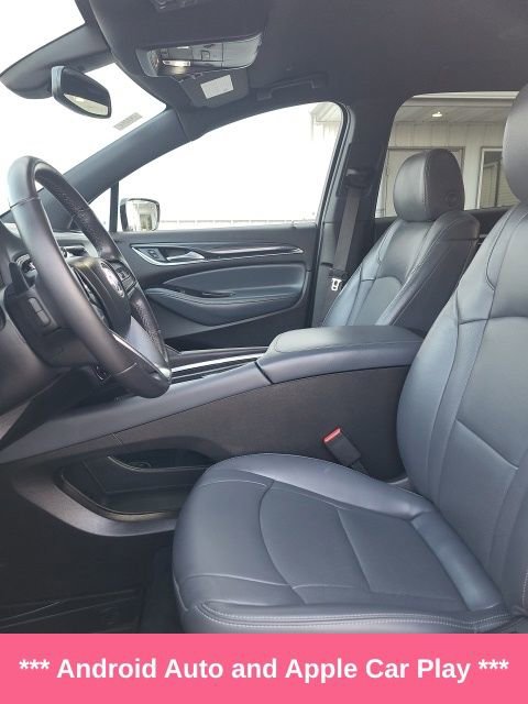 Used 2023 Buick Enclave Essence image 8