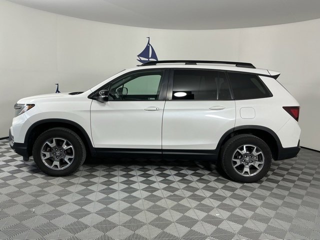 Certified 2023 Honda Passport TrailSport image 4