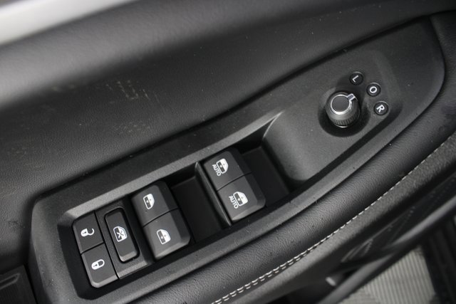 New 2025 Jeep Grand Cherokee L Limited w/ Trailer Tow Package image 16