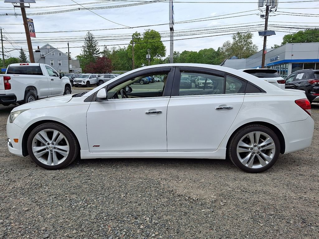 Used 2014 Chevrolet Cruze LTZ w/ RS Package FWD image 4