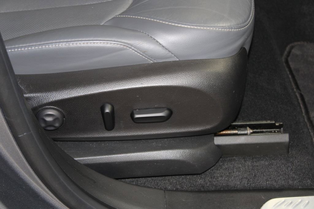 Used 2020 Buick Envision Premium w/ Driver Confidence Package image 25