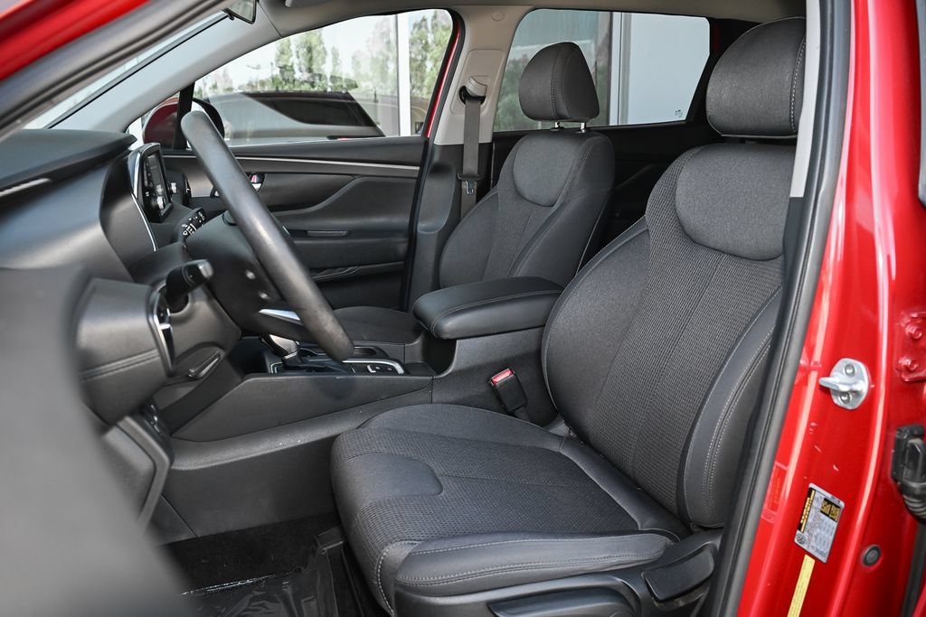 Used 2020 Hyundai Santa Fe SE FWD image 19
