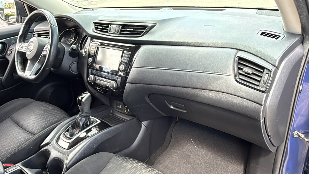 Used 2019 Nissan Rogue SV FWD image 38